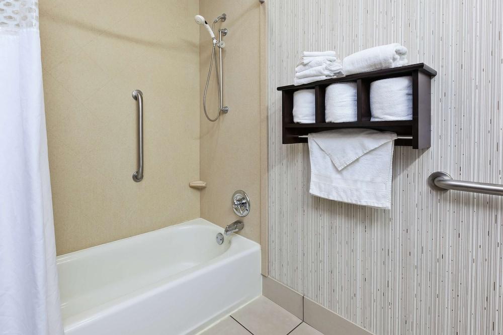 Hampton Inn Monroe Exterior foto