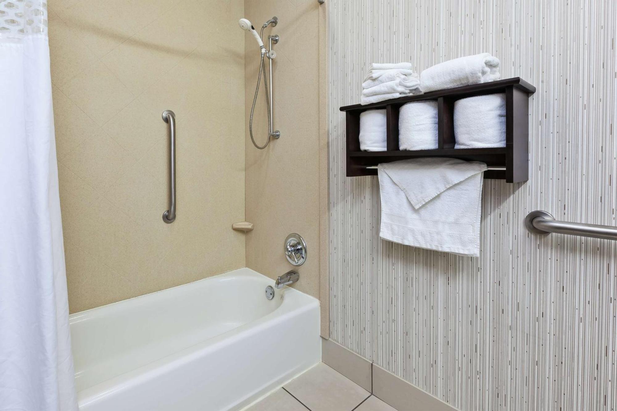 Hampton Inn Monroe Exterior foto
