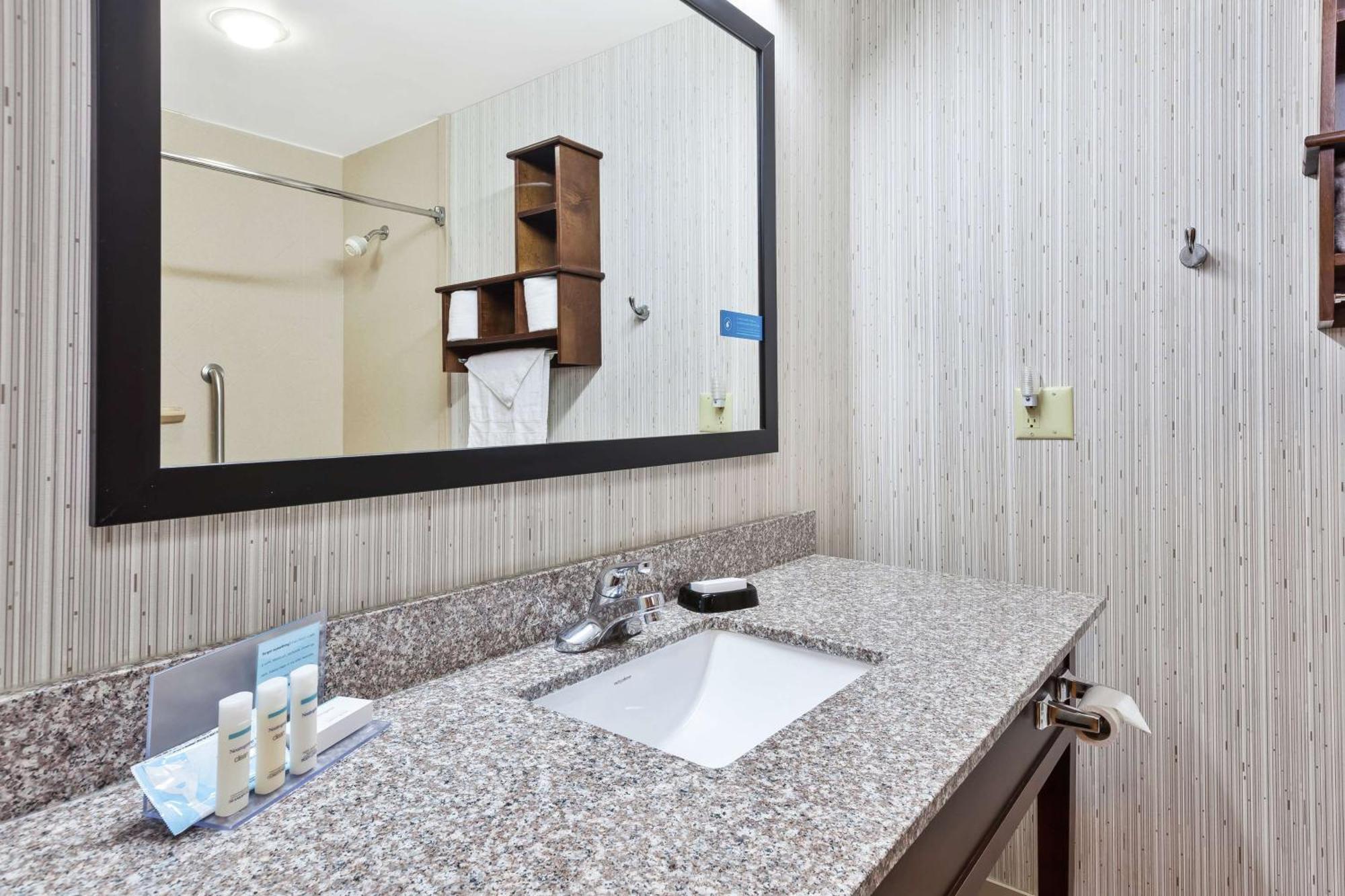 Hampton Inn Monroe Exterior foto